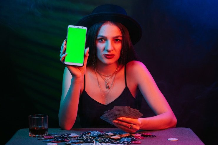 Roulette live dengan roda berputar dan statistik taruhan